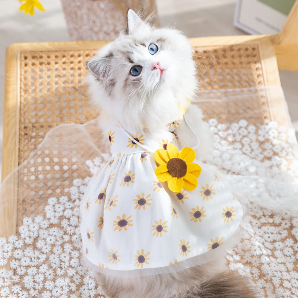 Платье принцессы для домашних животных, летняя весенняя юбка в сладкий цветок, модный жилет для кошек, милая рубашка для щенков, одежда для маленьких собак, Пудель Йорки